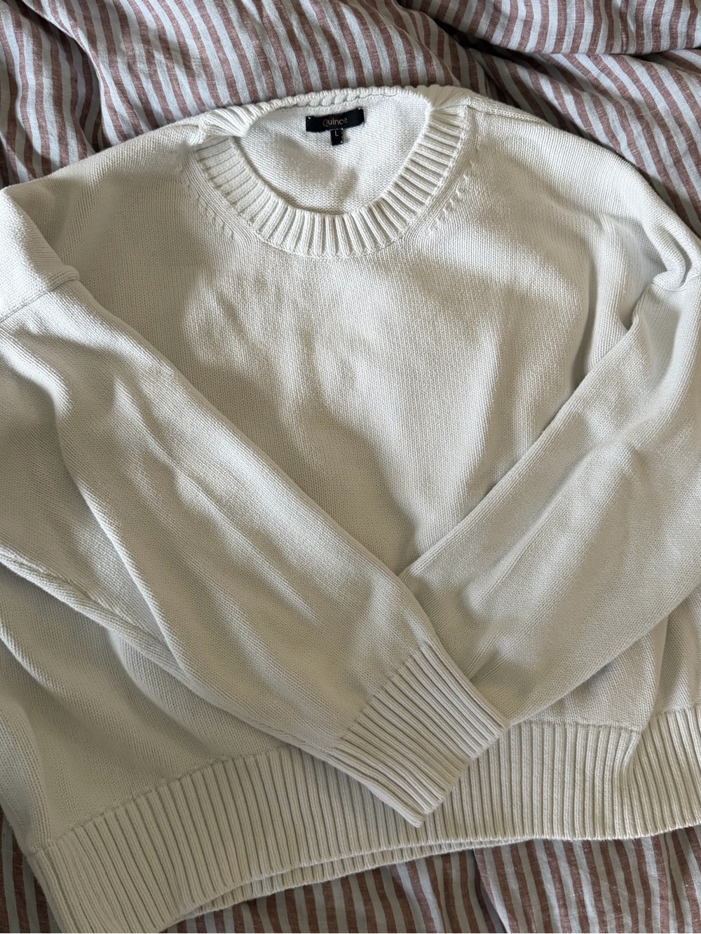 Quince 100% cotton boyfriend crew